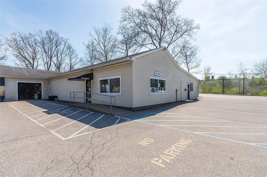 1402 Route 300 Newburgh NY 12550