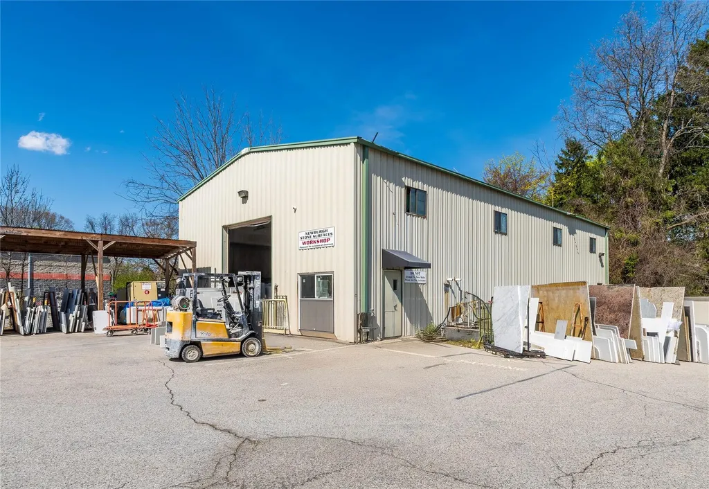 1402 Route 300 Newburgh NY 12550