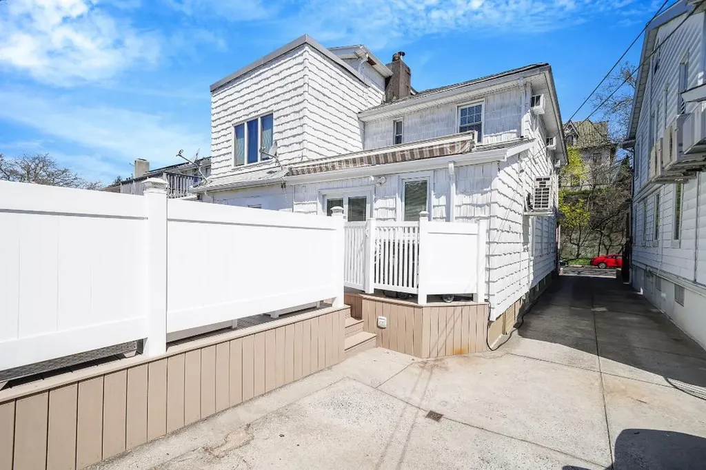 126 77th Street Brooklyn NY 11209