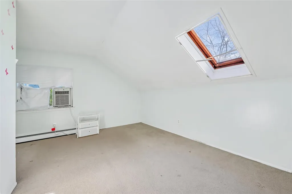 18/20 Wolfe Drive Spring Valley NY 10977