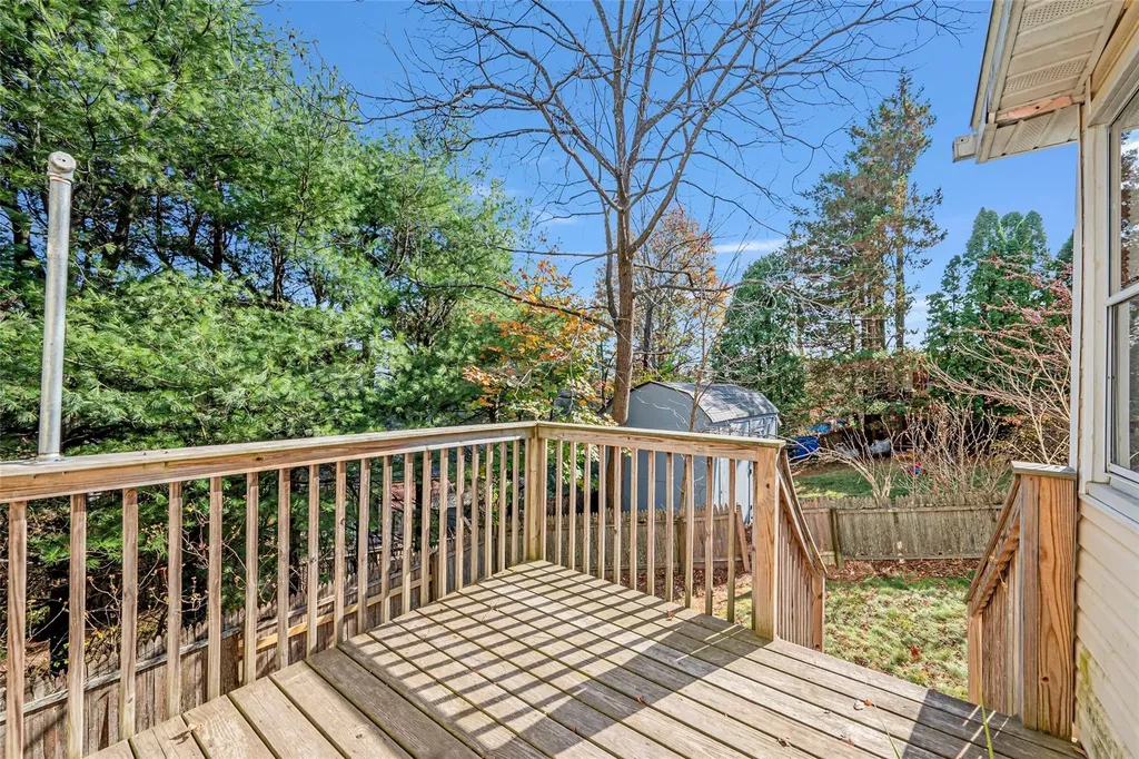 18/20 Wolfe Drive Spring Valley NY 10977