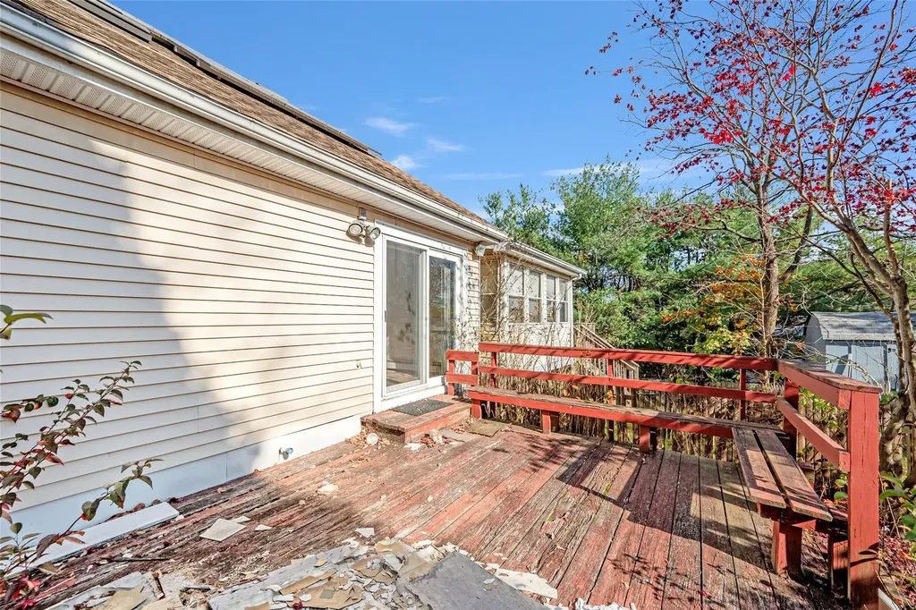 18/20 Wolfe Drive Spring Valley NY 10977