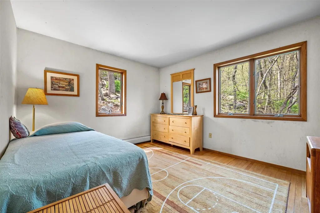 38 Ridgetop Drive Tomkins Cove NY 10986