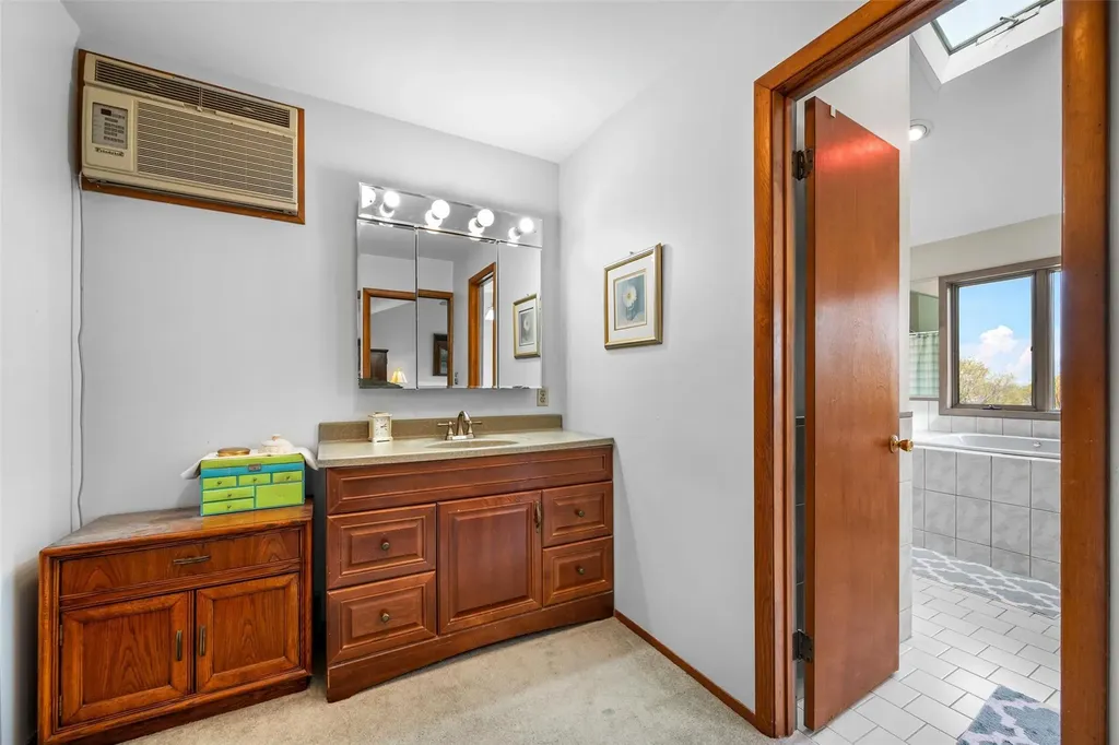 38 Ridgetop Drive Tomkins Cove NY 10986