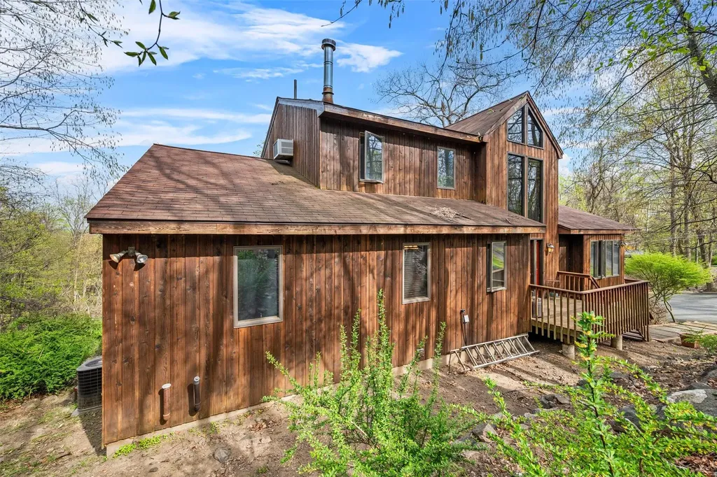 38 Ridgetop Drive Tomkins Cove NY 10986