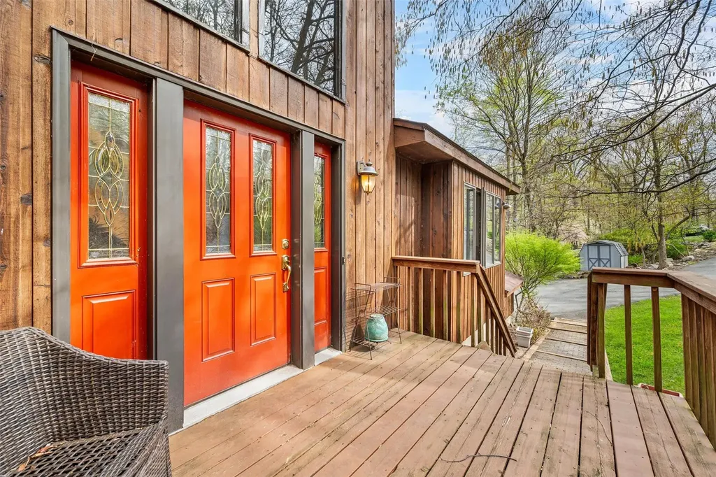 38 Ridgetop Drive Tomkins Cove NY 10986