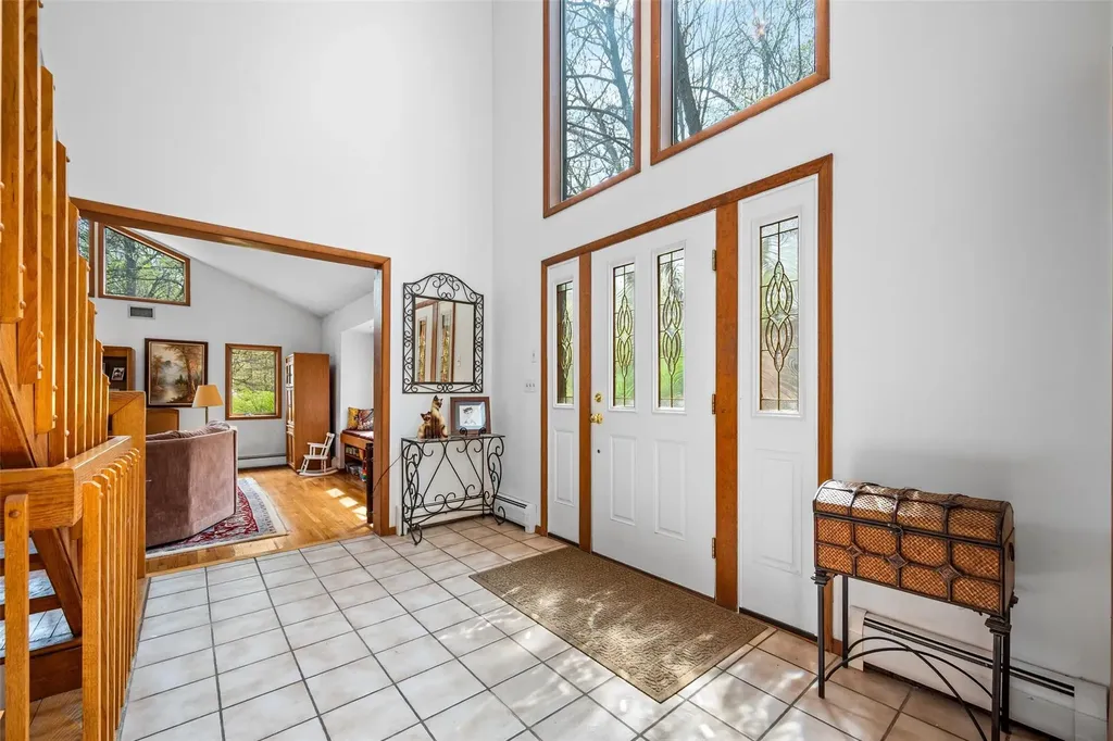 38 Ridgetop Drive Tomkins Cove NY 10986