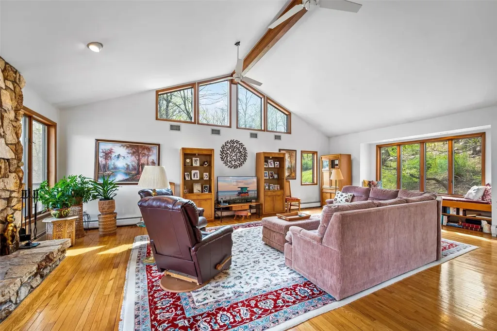 38 Ridgetop Drive Tomkins Cove NY 10986