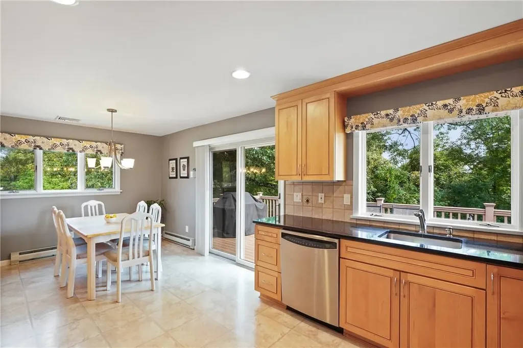 28 Perch Drive Mahopac NY 10541
