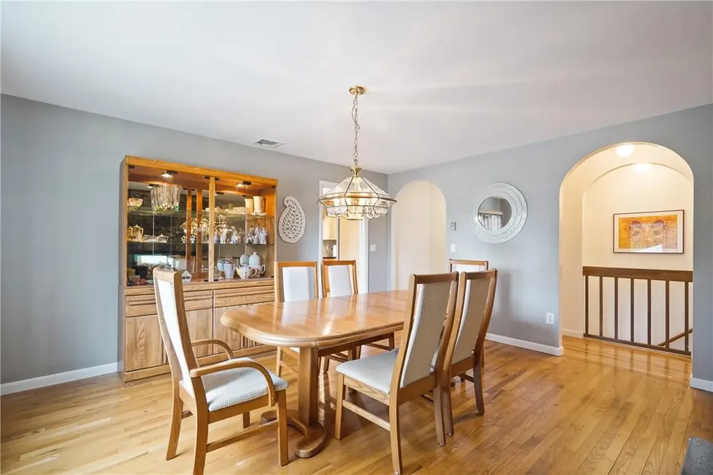 28 Perch Drive Mahopac NY 10541