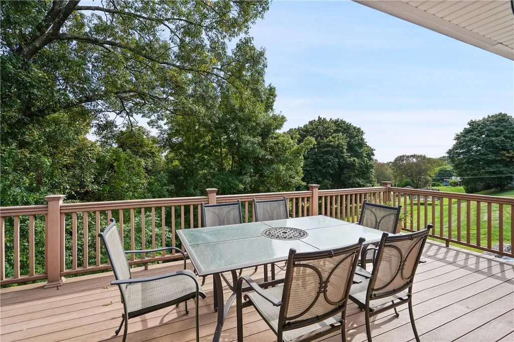 28 Perch Drive Mahopac NY 10541