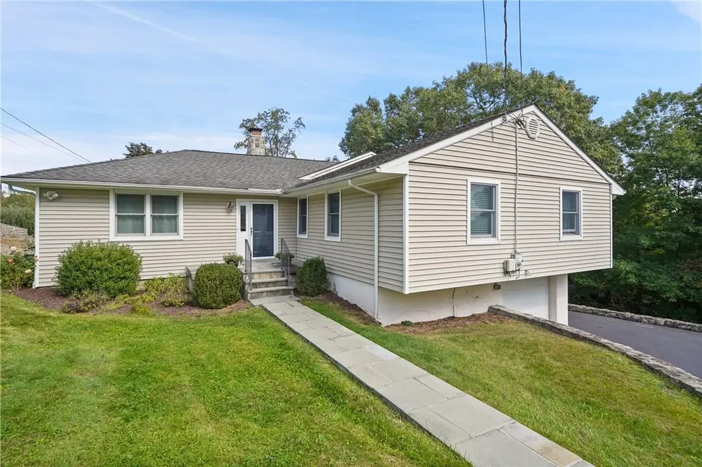 28 Perch Drive Mahopac NY 10541