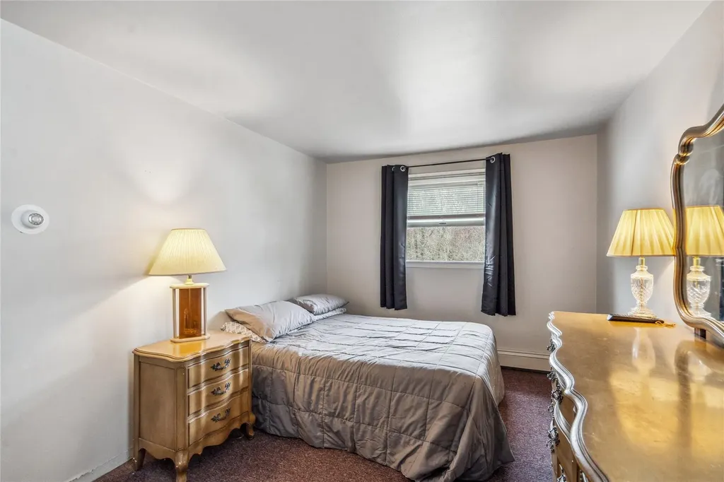 281 Meadowbrook Road Merrick NY 11566