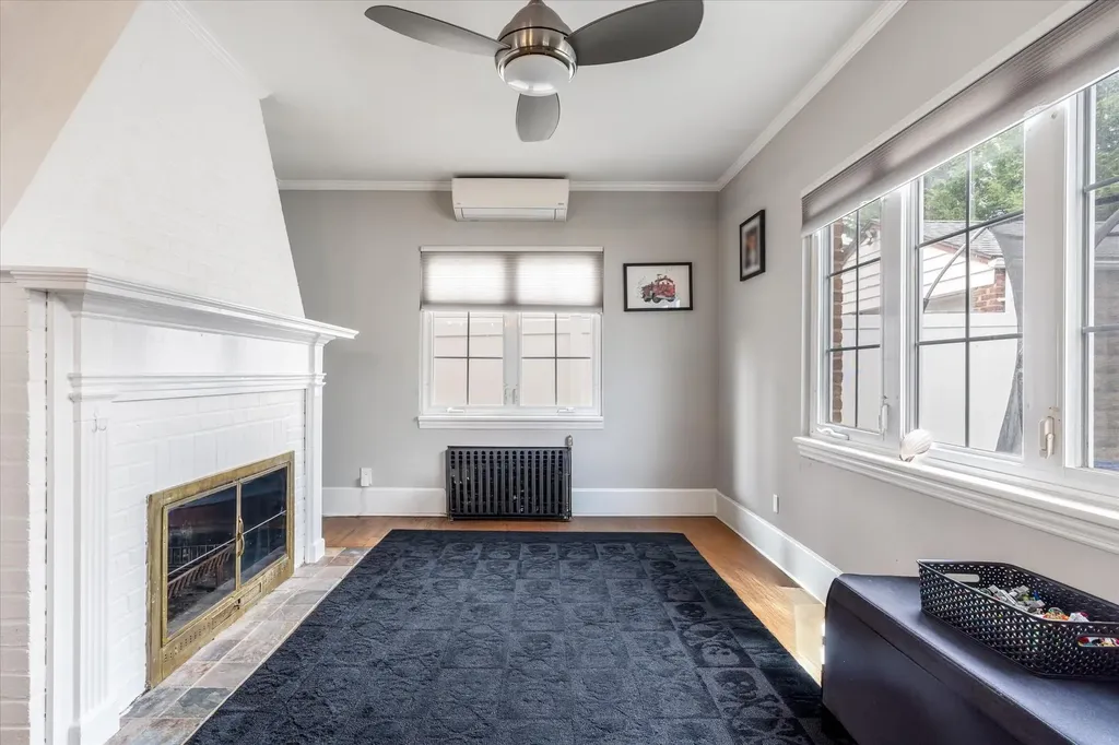 16643 24th Road Whitestone NY 11357