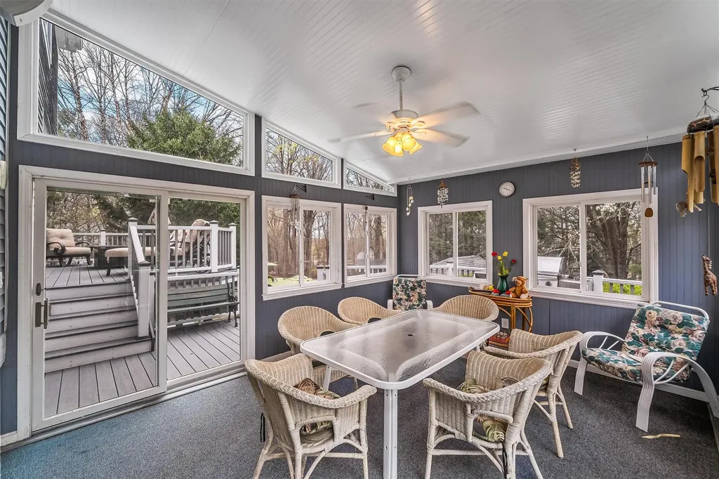 40 Watergate Drive Amawalk NY 10501