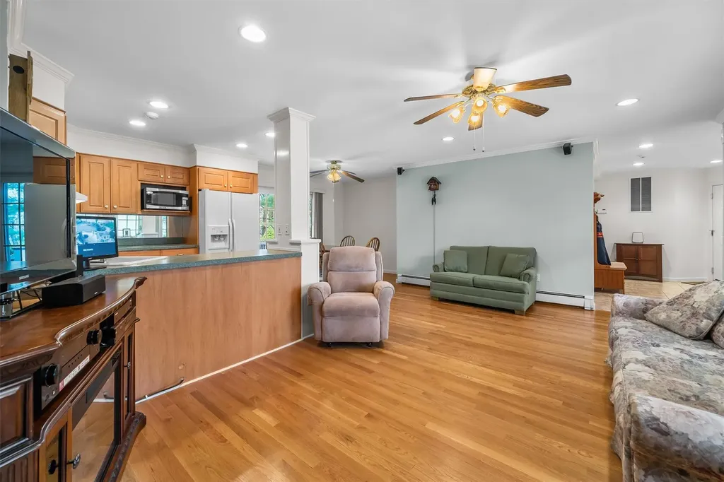 40 Watergate Drive Amawalk NY 10501