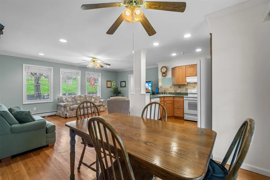 40 Watergate Drive Amawalk NY 10501