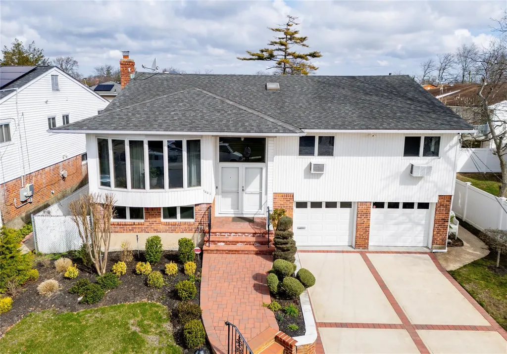 1001 Green Place Baldwin NY 11510