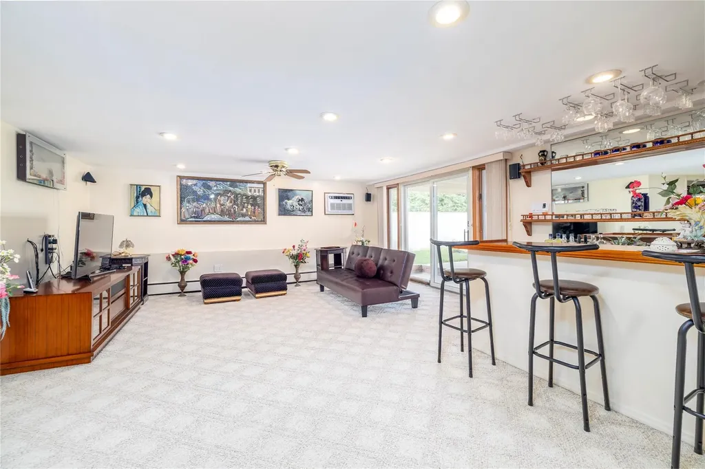 1001 Green Place Baldwin NY 11510