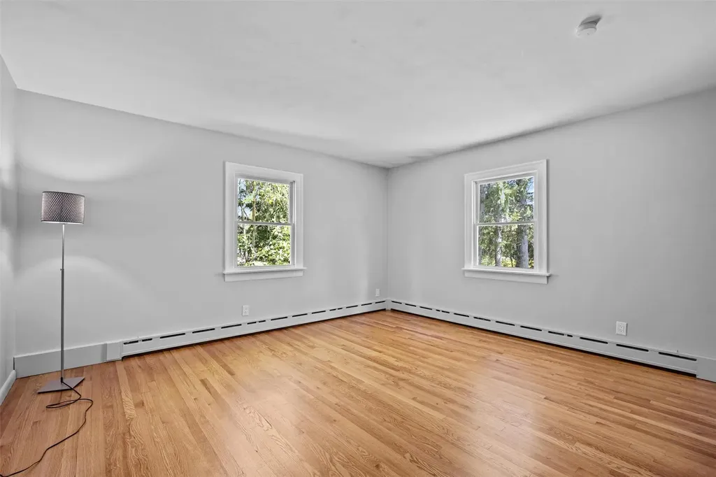 548 Creek Road Poughkeepsie NY 12601