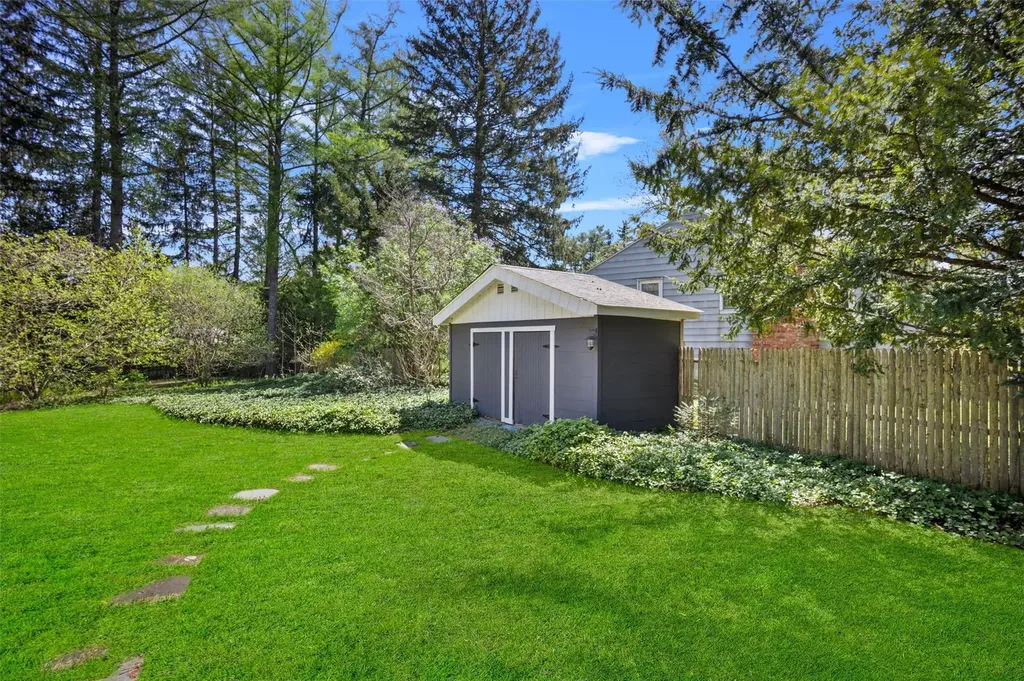 548 Creek Road Poughkeepsie NY 12601