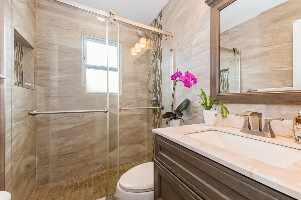 186 Stuart Road Valley Stream NY 11581