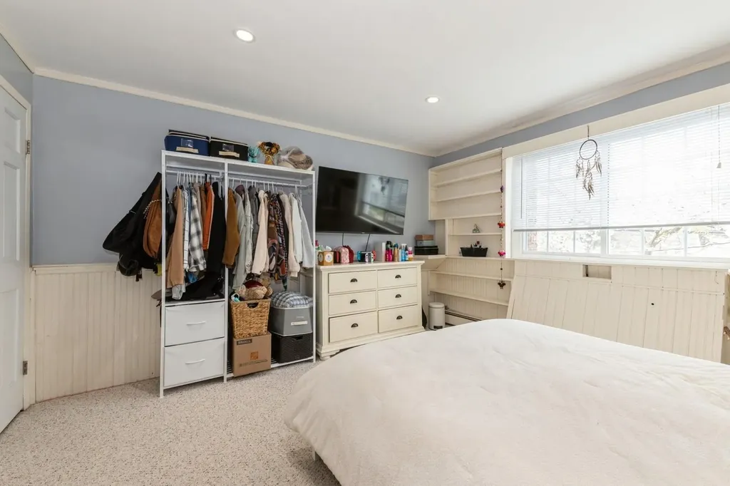 186 Stuart Road Valley Stream NY 11581