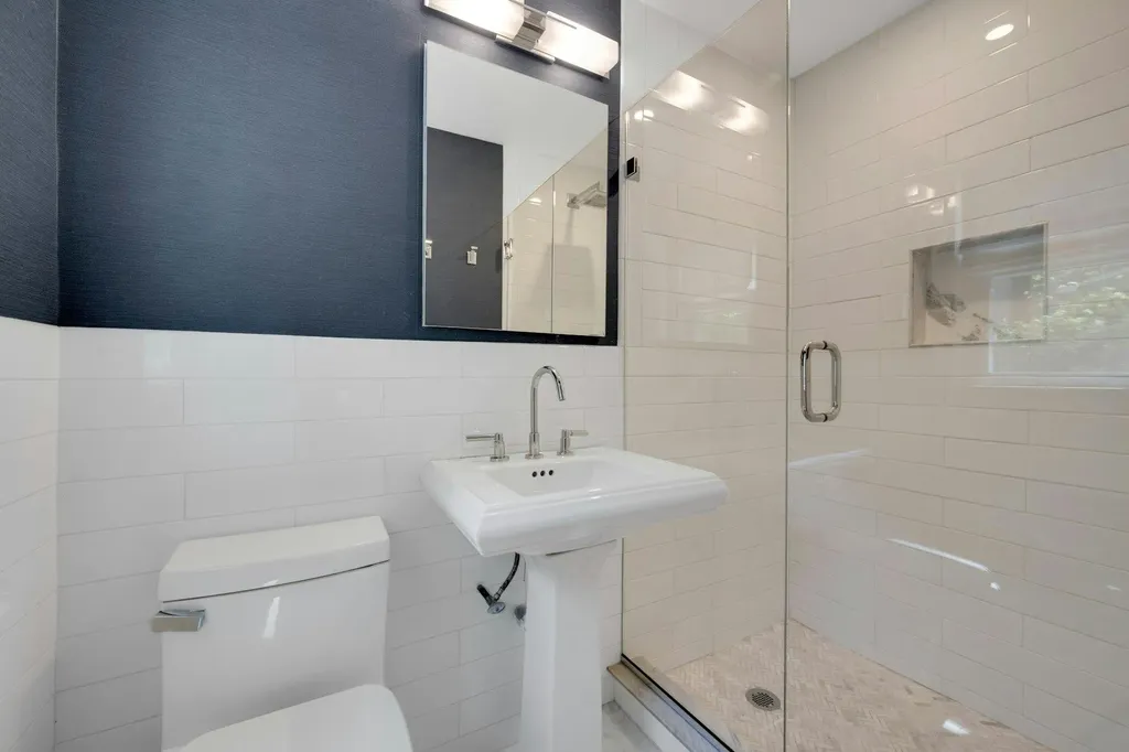 737 Forest Avenue Larchmont NY 10538