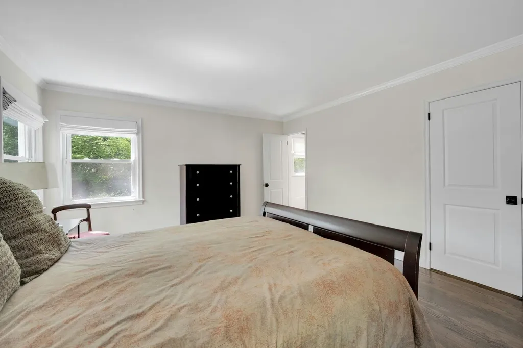 737 Forest Avenue Larchmont NY 10538