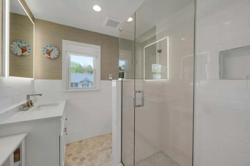 737 Forest Avenue Larchmont NY 10538