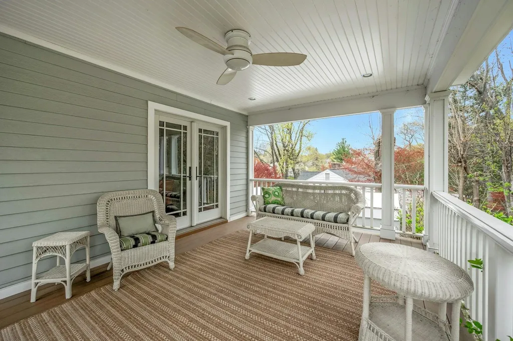 737 Forest Avenue Larchmont NY 10538