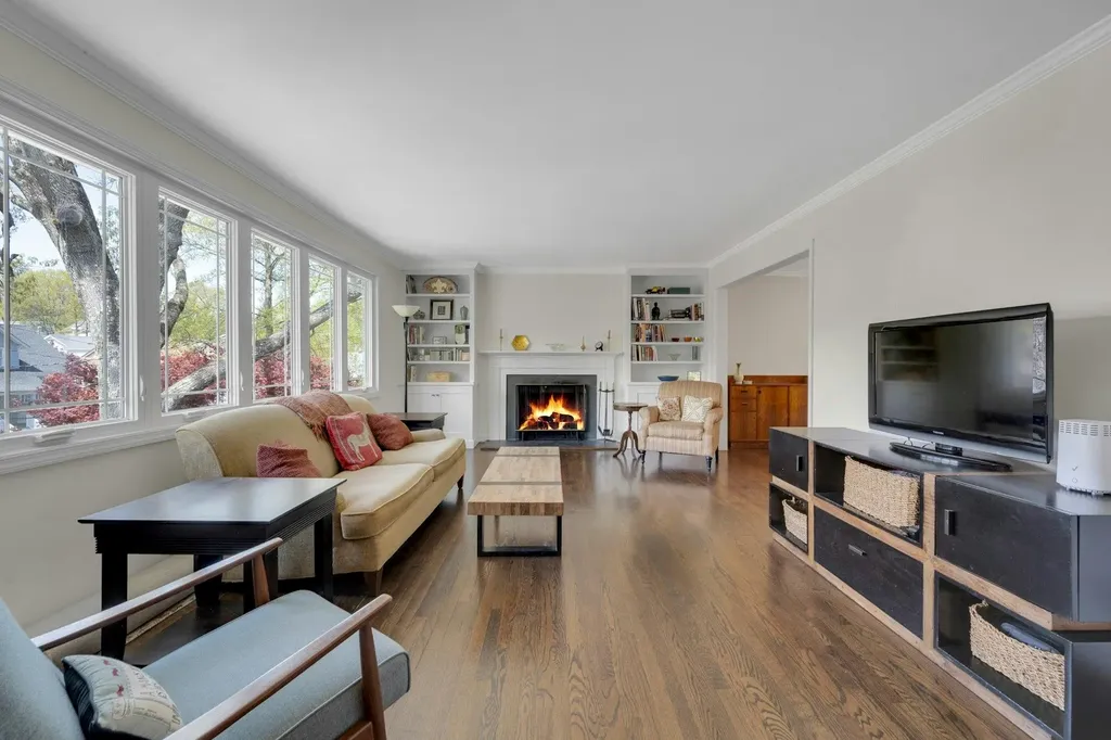 737 Forest Avenue Larchmont NY 10538