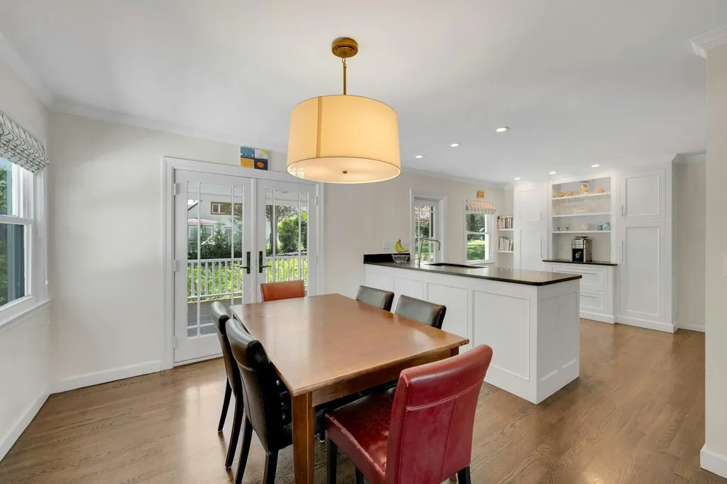737 Forest Avenue Larchmont NY 10538