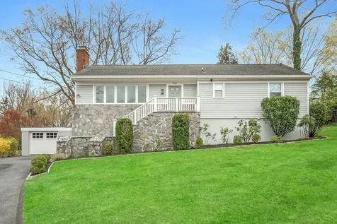 737 Forest Avenue Larchmont NY 10538