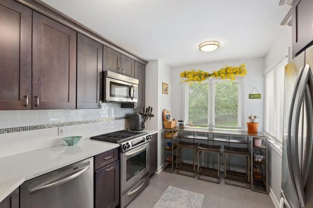 138 Fields Lane Peekskill NY 10566