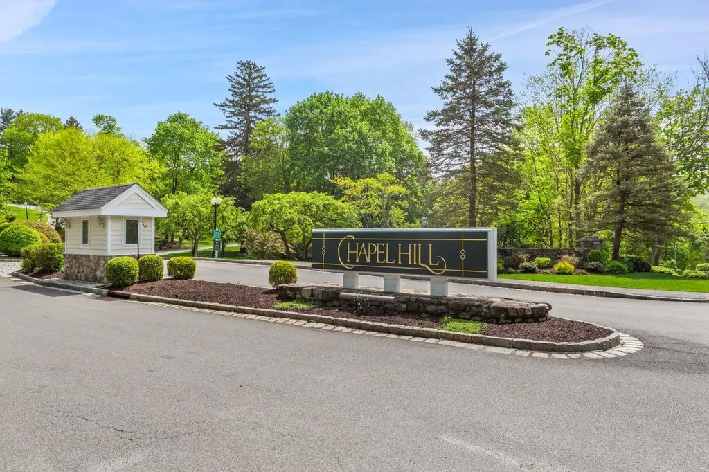 138 Fields Lane Peekskill NY 10566