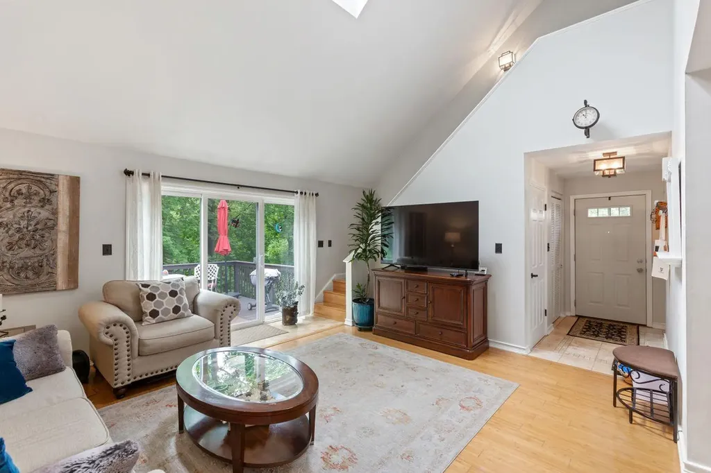 138 Fields Lane Peekskill NY 10566