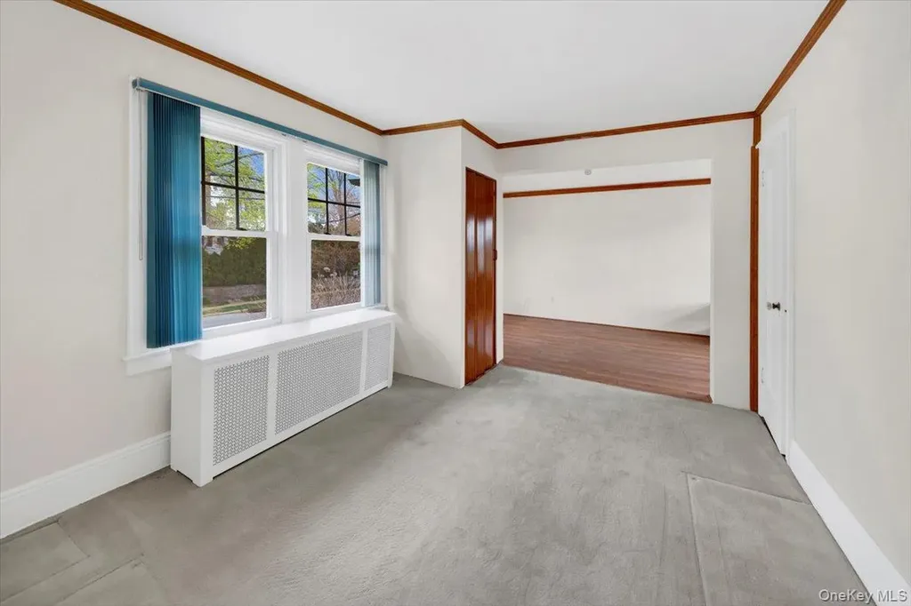 12 Pilgrim Avenue Yonkers NY 10710