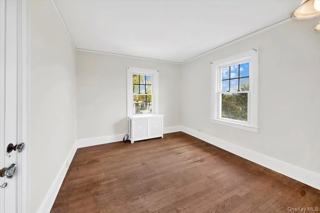 12 Pilgrim Avenue Yonkers NY 10710