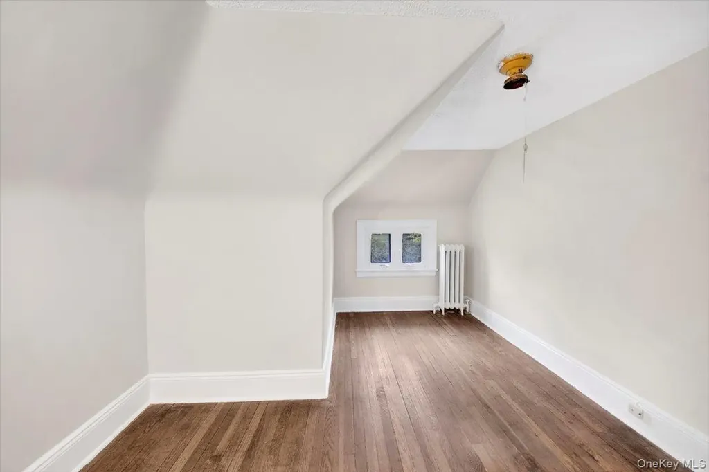 12 Pilgrim Avenue Yonkers NY 10710