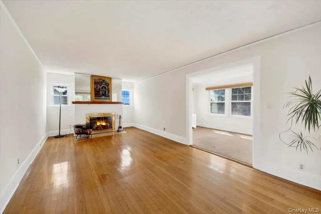 12 Pilgrim Avenue Yonkers NY 10710