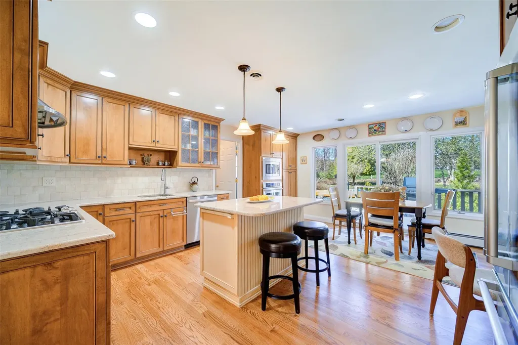 4 Baker Lane Suffern NY 10901