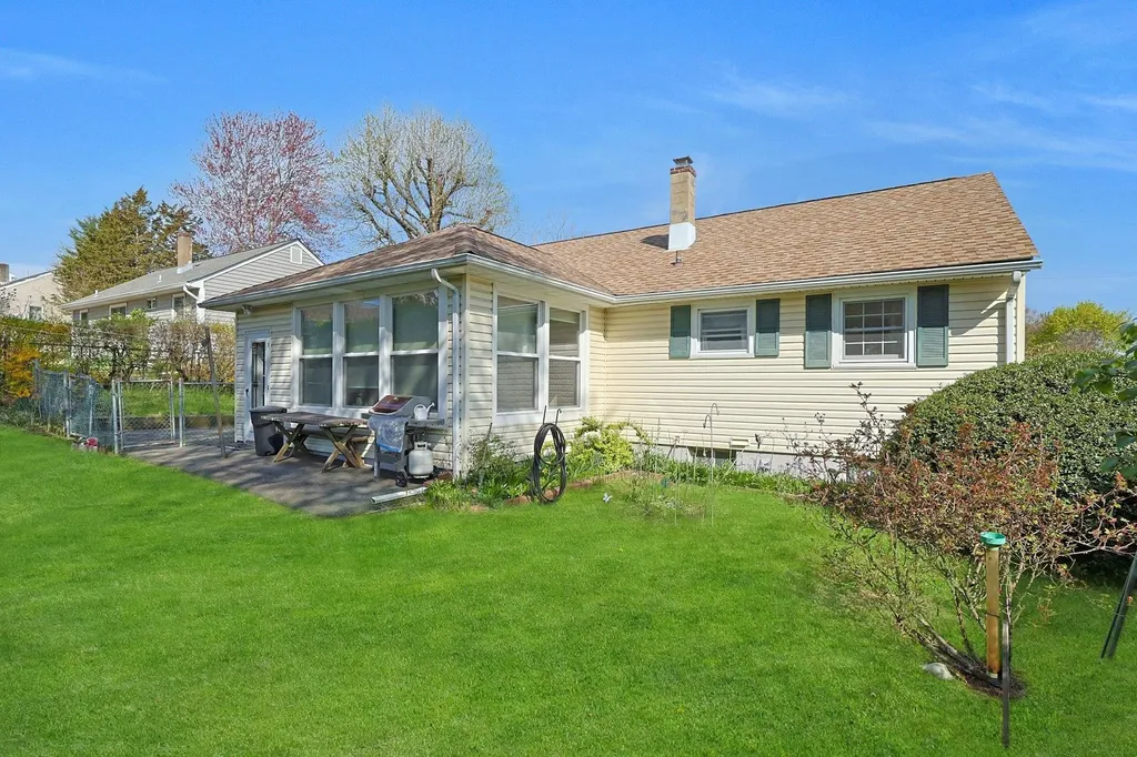 10 Oak Street Garnerville NY 10923