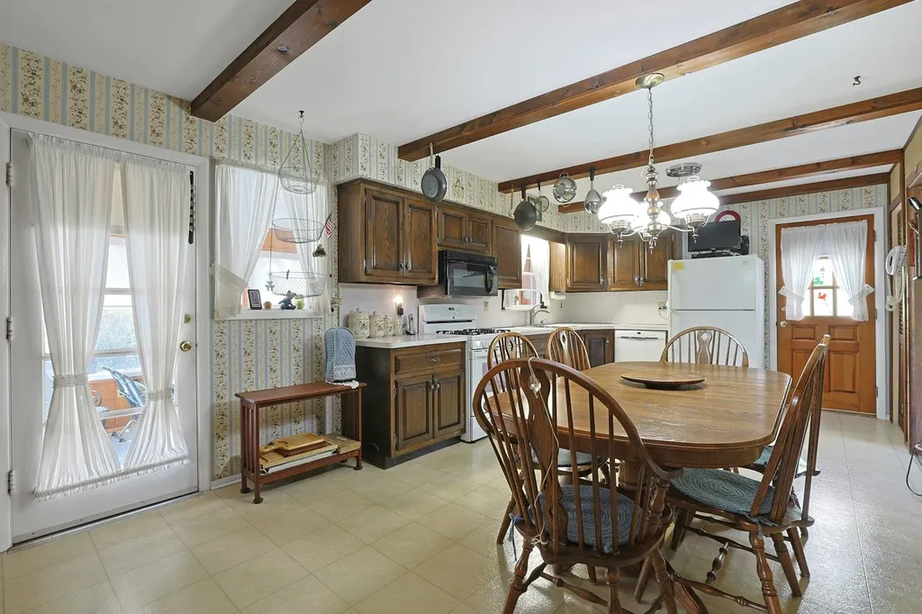10 Oak Street Garnerville NY 10923