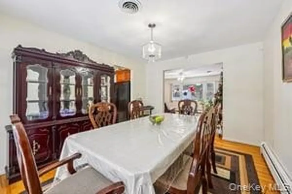 14 Westlyn Drive Bardonia NY 10954