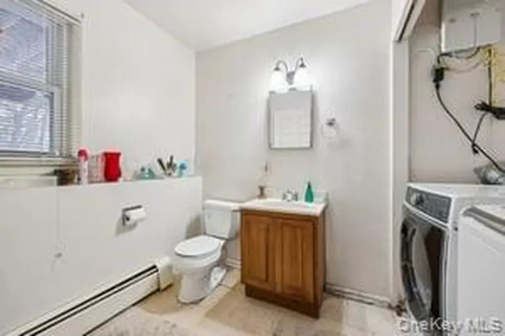 14 Westlyn Drive Bardonia NY 10954