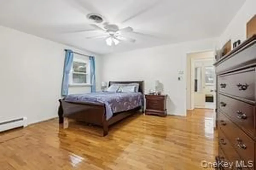 14 Westlyn Drive Bardonia NY 10954