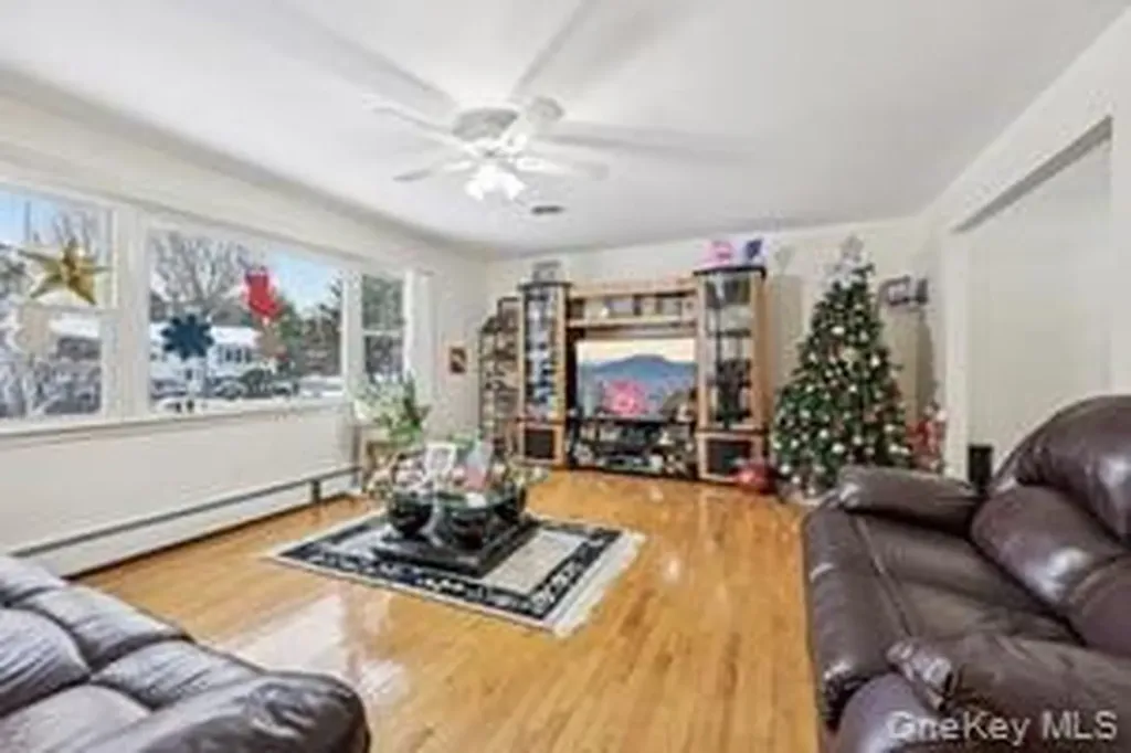 14 Westlyn Drive Bardonia NY 10954