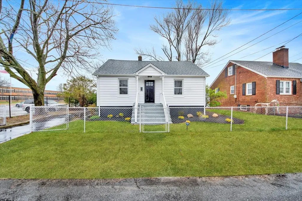 62 Ogden Road West Islip NY 11795