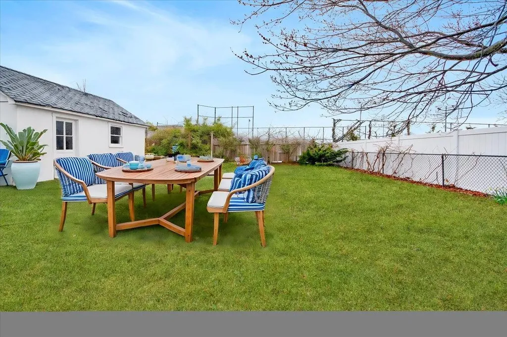 62 Ogden Road West Islip NY 11795